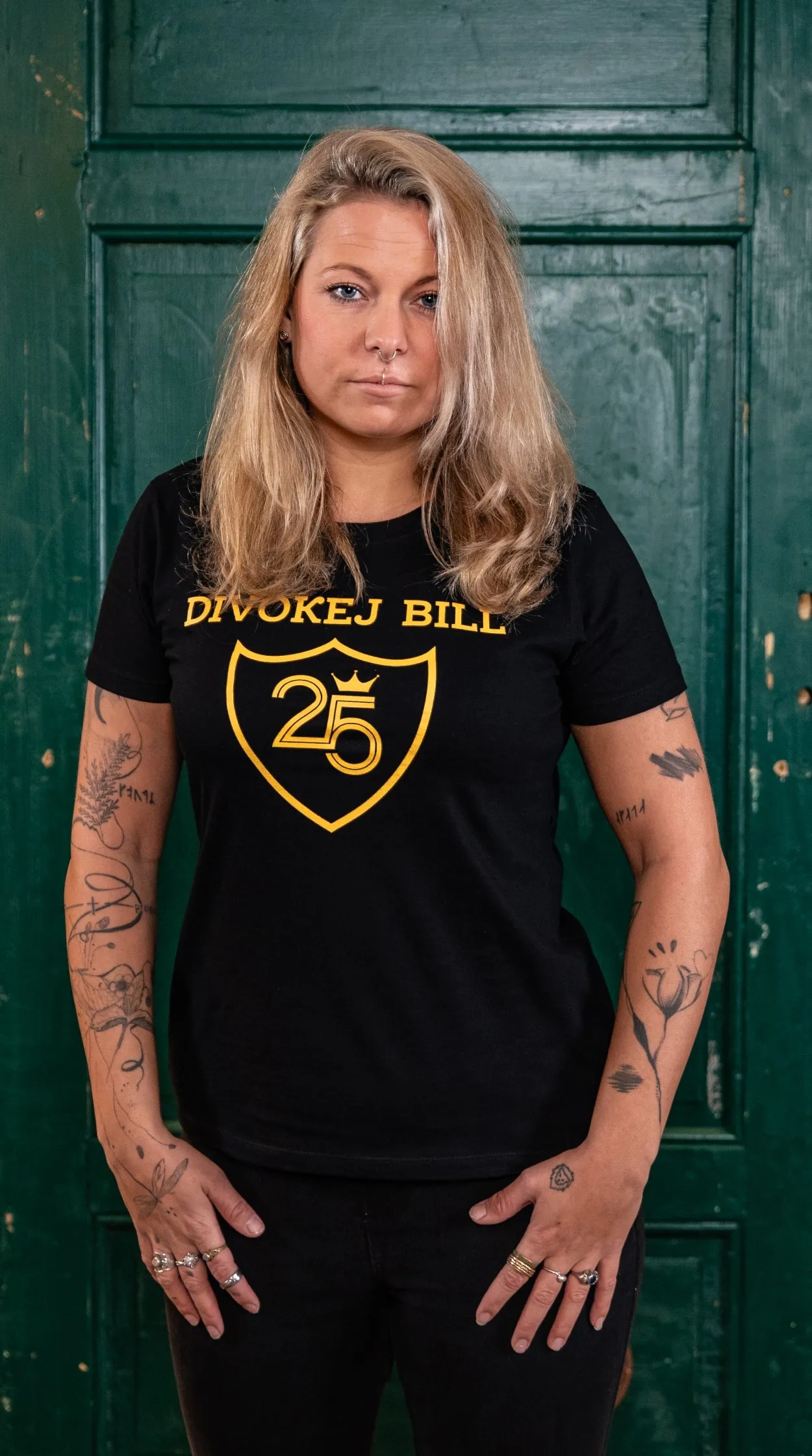 damske-triko-stit-cerne-01