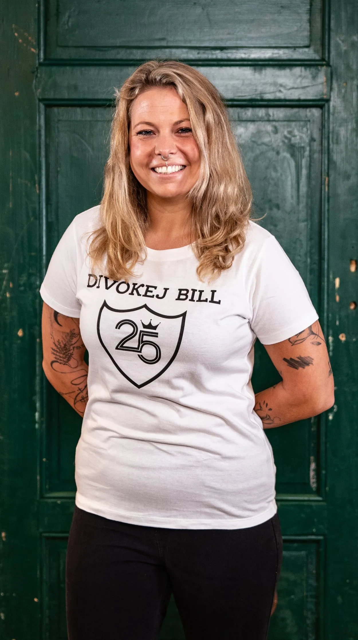 damske-triko-stit-bile-01